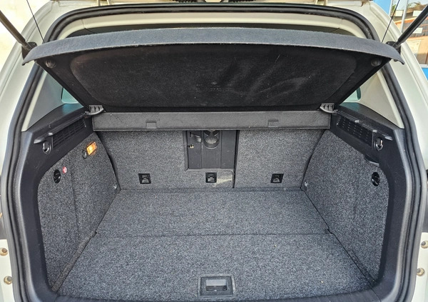 Volkswagen Tiguan cena 49999 przebieg: 210000, rok produkcji 2012 z Ostrów Mazowiecka małe 466